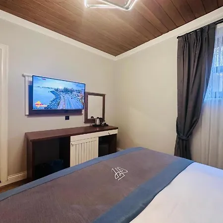 Ferman Hotel-special Category Istanboel