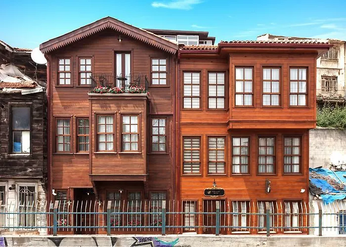 Ferman Hotel-special Category Hotell