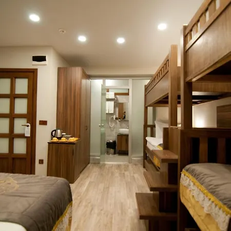 Ferman Hotel-special Category מלון